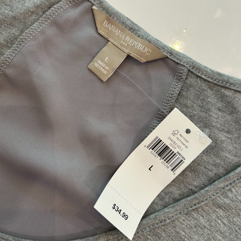 Banana Republic NWT Grey Tank Top - Picture 6 of 9
